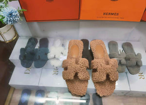 Luxury Designer sandal/ Slippers